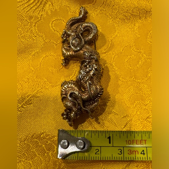 Vintage Gold-Tone Asian Dragon Brooch Marked ALVA MUSEUM REPLICAS - Picture 5 of 7